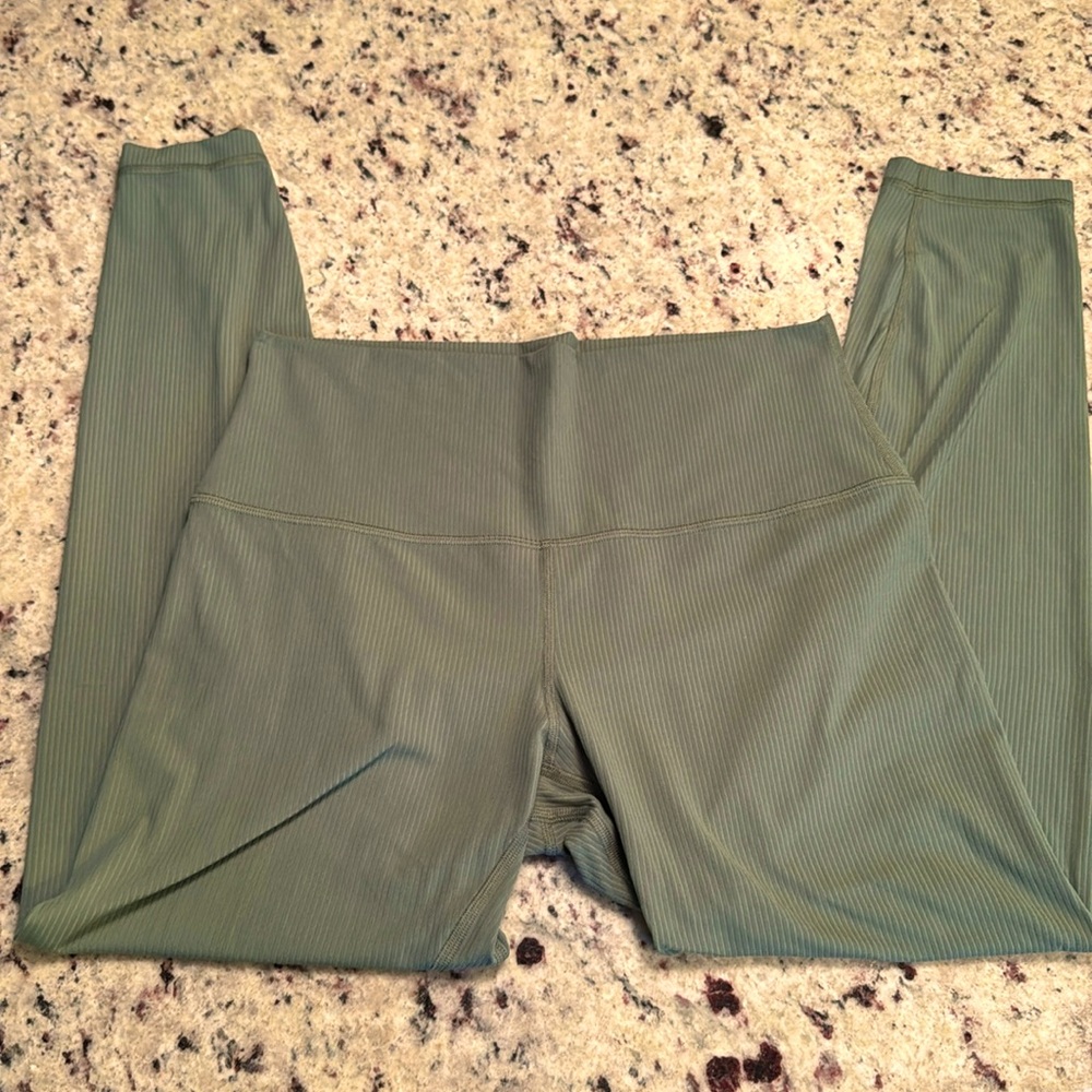 Lululemon Align 25”